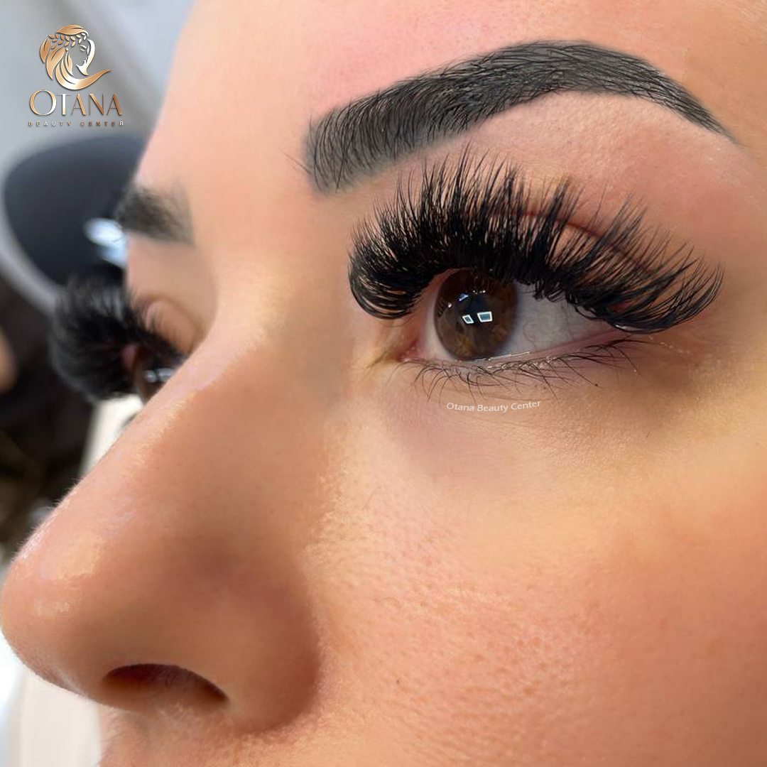 Lash detail